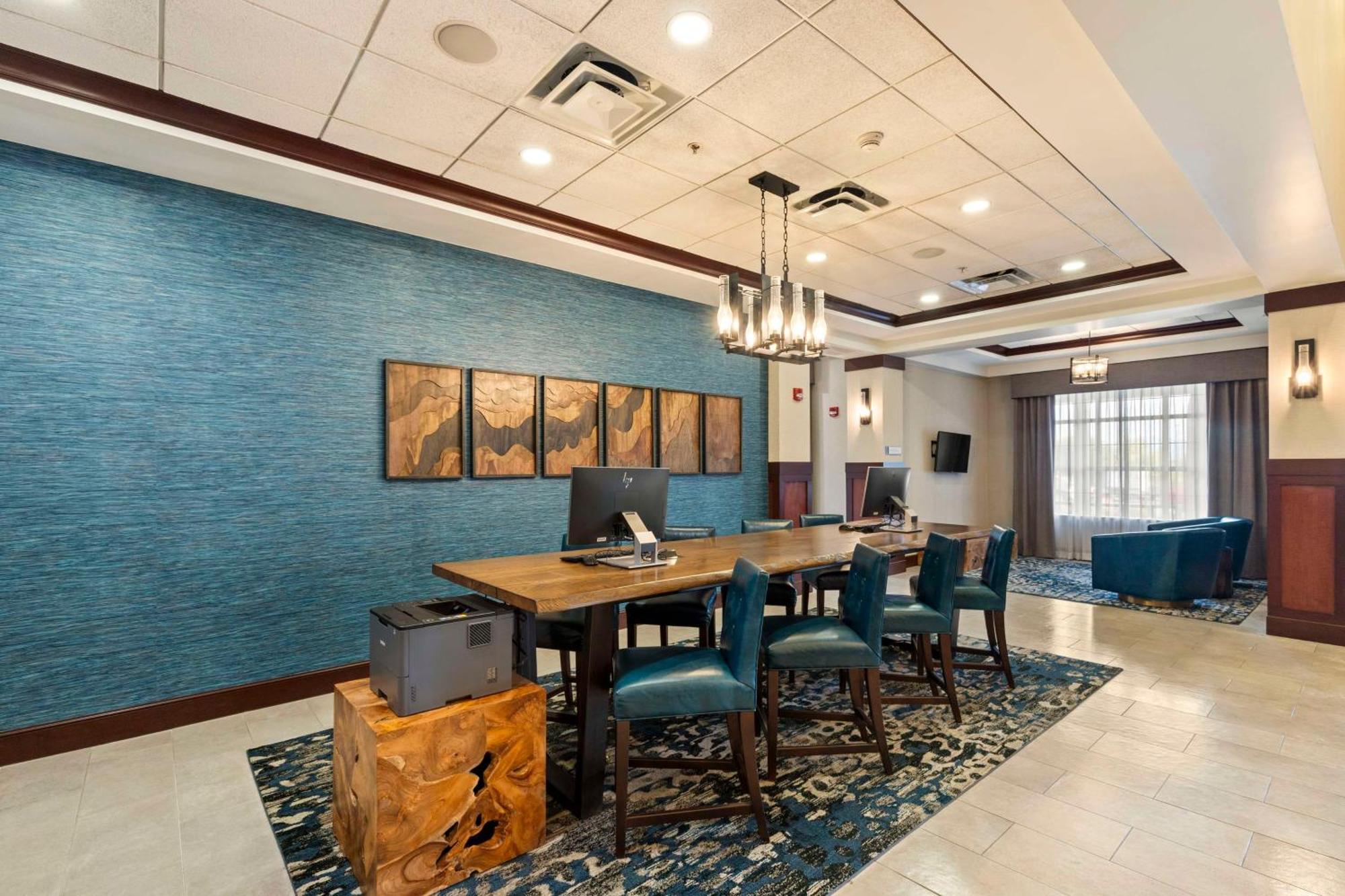 Doubletree By Hilton Front Royal Blue Ridge Shadows Hotel Luaran gambar