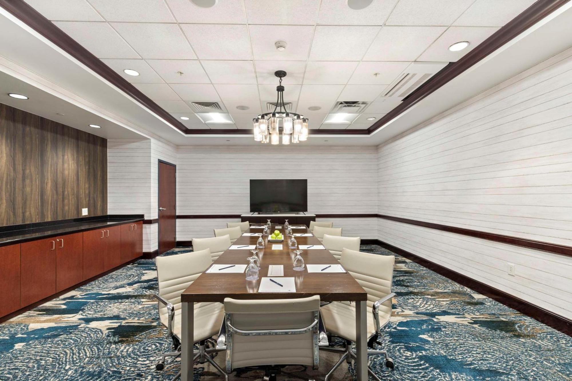 Doubletree By Hilton Front Royal Blue Ridge Shadows Hotel Luaran gambar