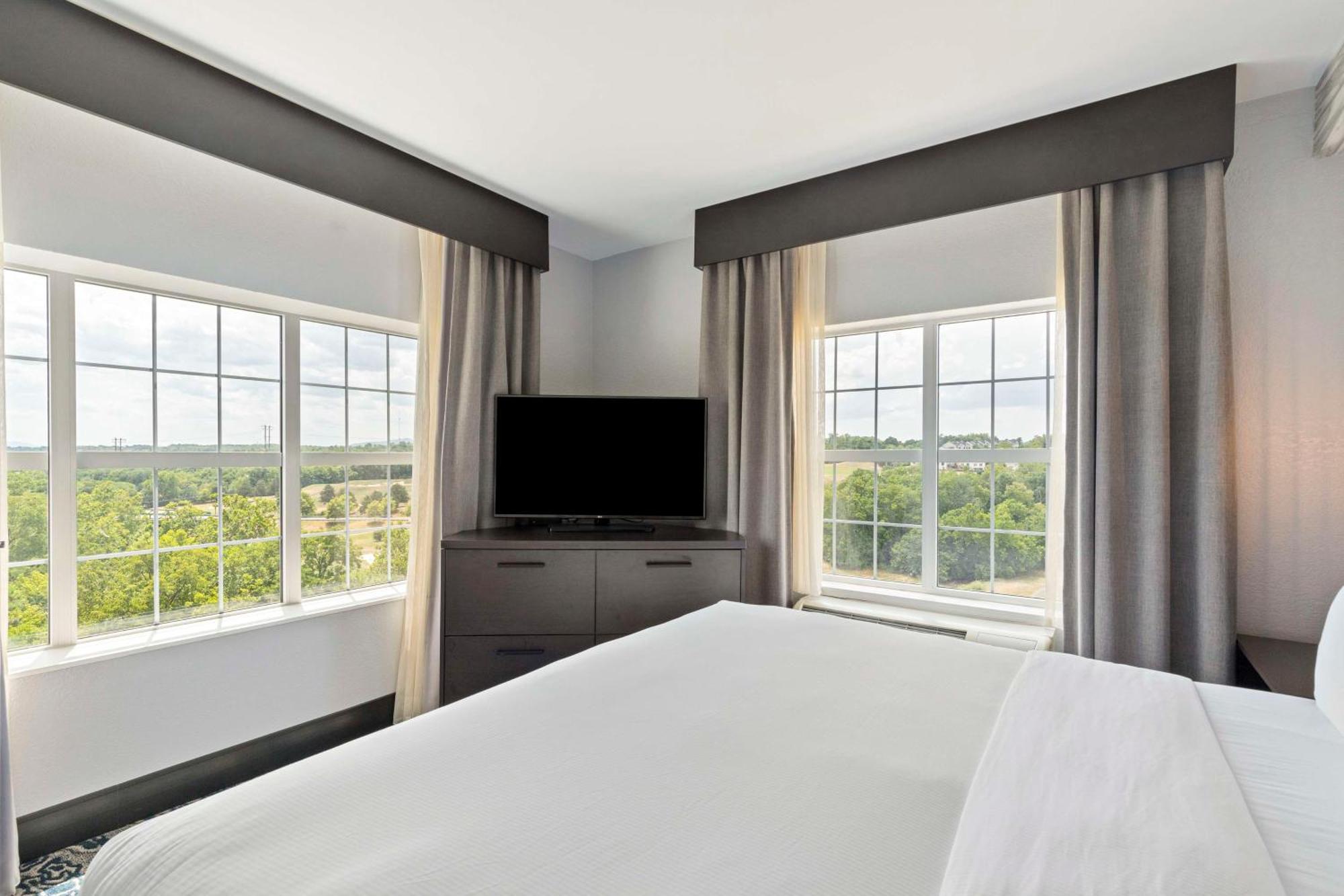 Doubletree By Hilton Front Royal Blue Ridge Shadows Hotel Luaran gambar