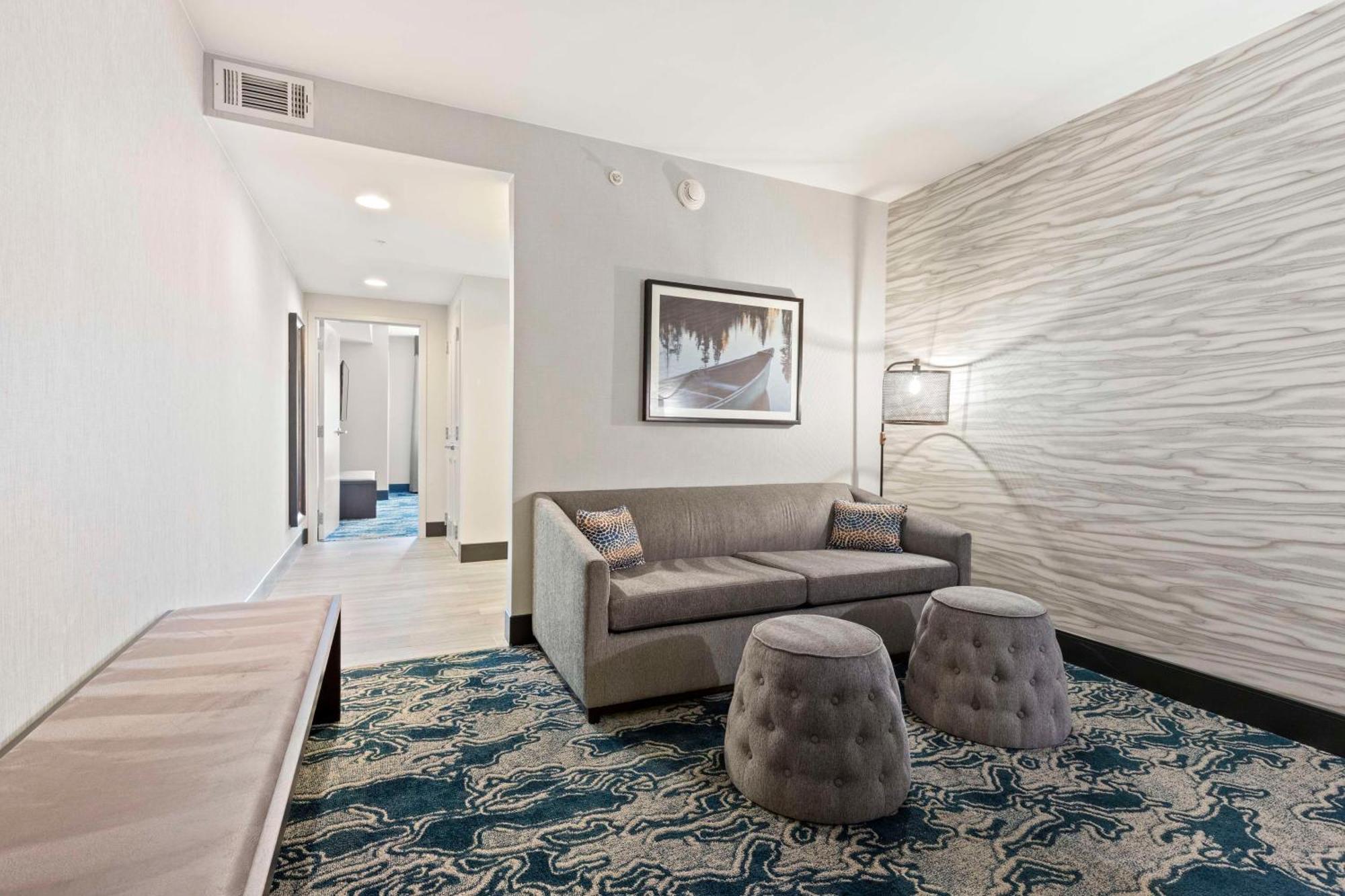 Doubletree By Hilton Front Royal Blue Ridge Shadows Hotel Luaran gambar