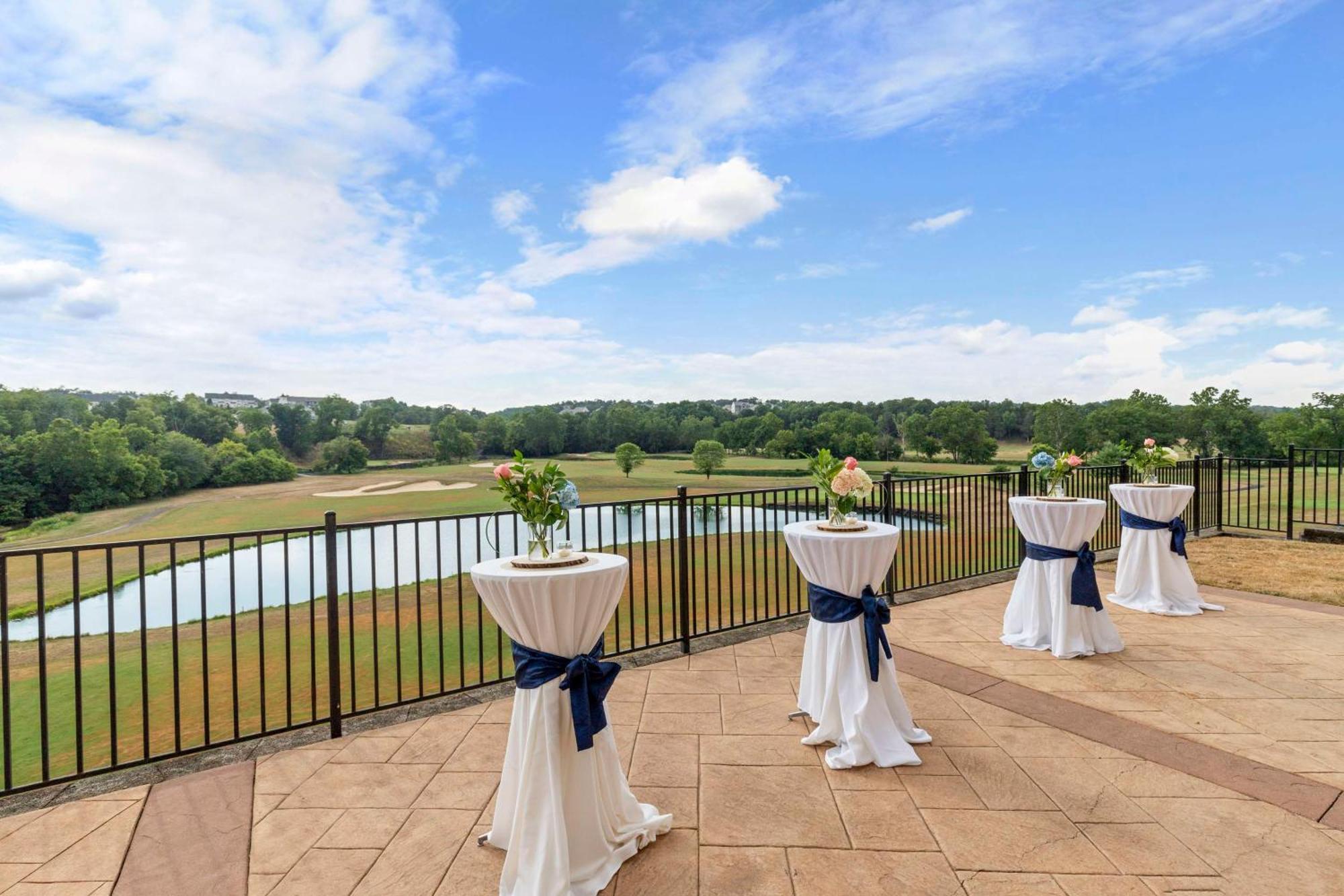 Doubletree By Hilton Front Royal Blue Ridge Shadows Hotel Luaran gambar