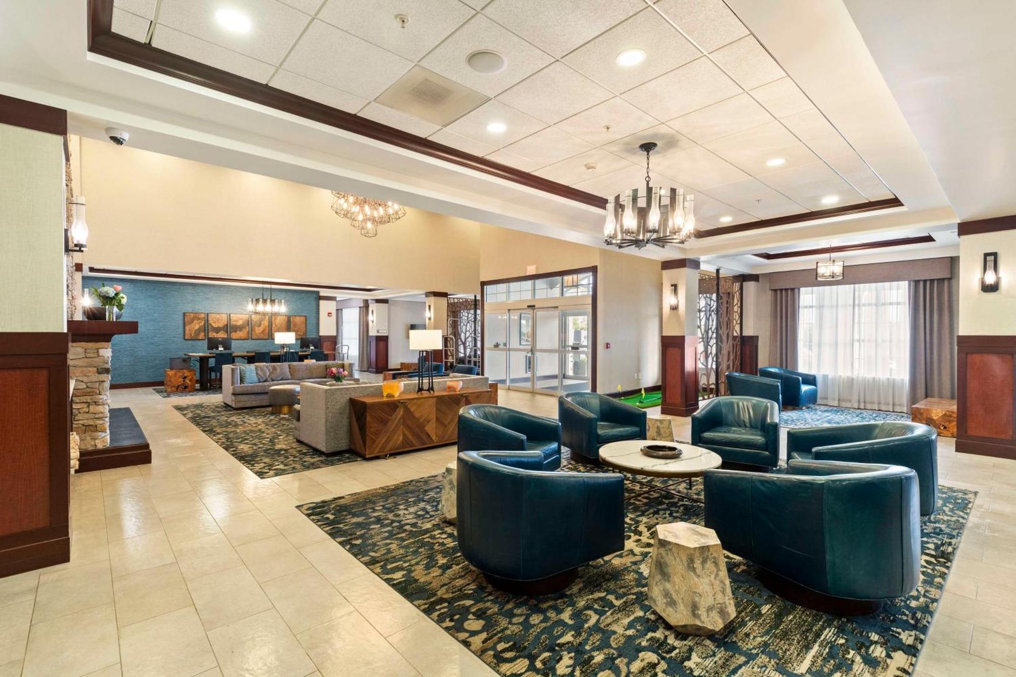 Doubletree By Hilton Front Royal Blue Ridge Shadows Hotel Luaran gambar